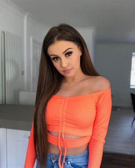 Top 15: Hottest TikTok Girls to follow in 2024 